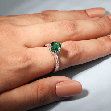 Luxurious Green Cz Stone Solitaire Finger Ring For Women - Free Size