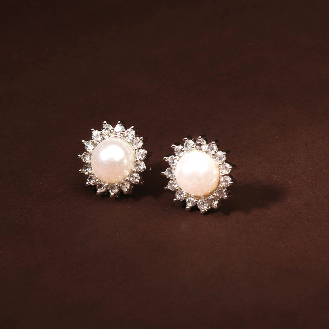 Minimalist White AD Earring Studded With Pearl Earring For Women