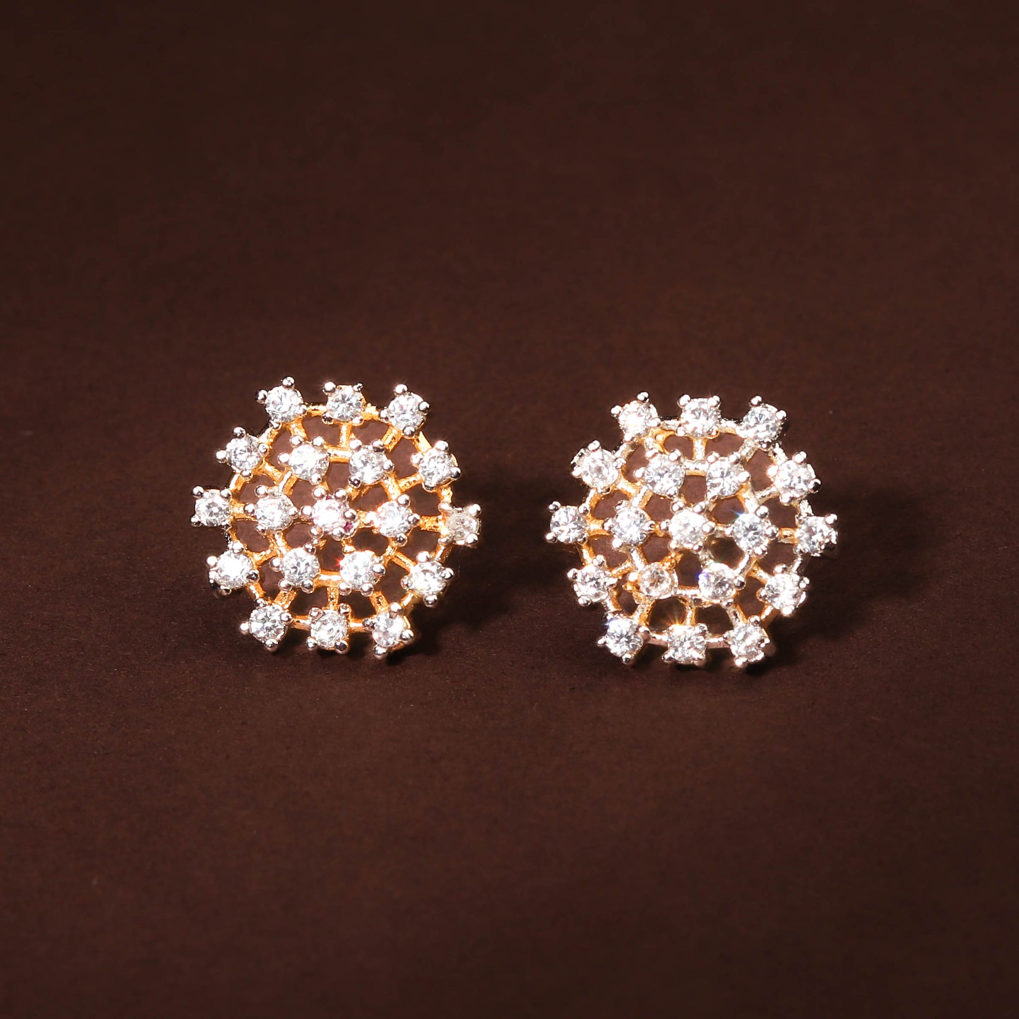 Casual White American Diamond Bloom Earring For Women