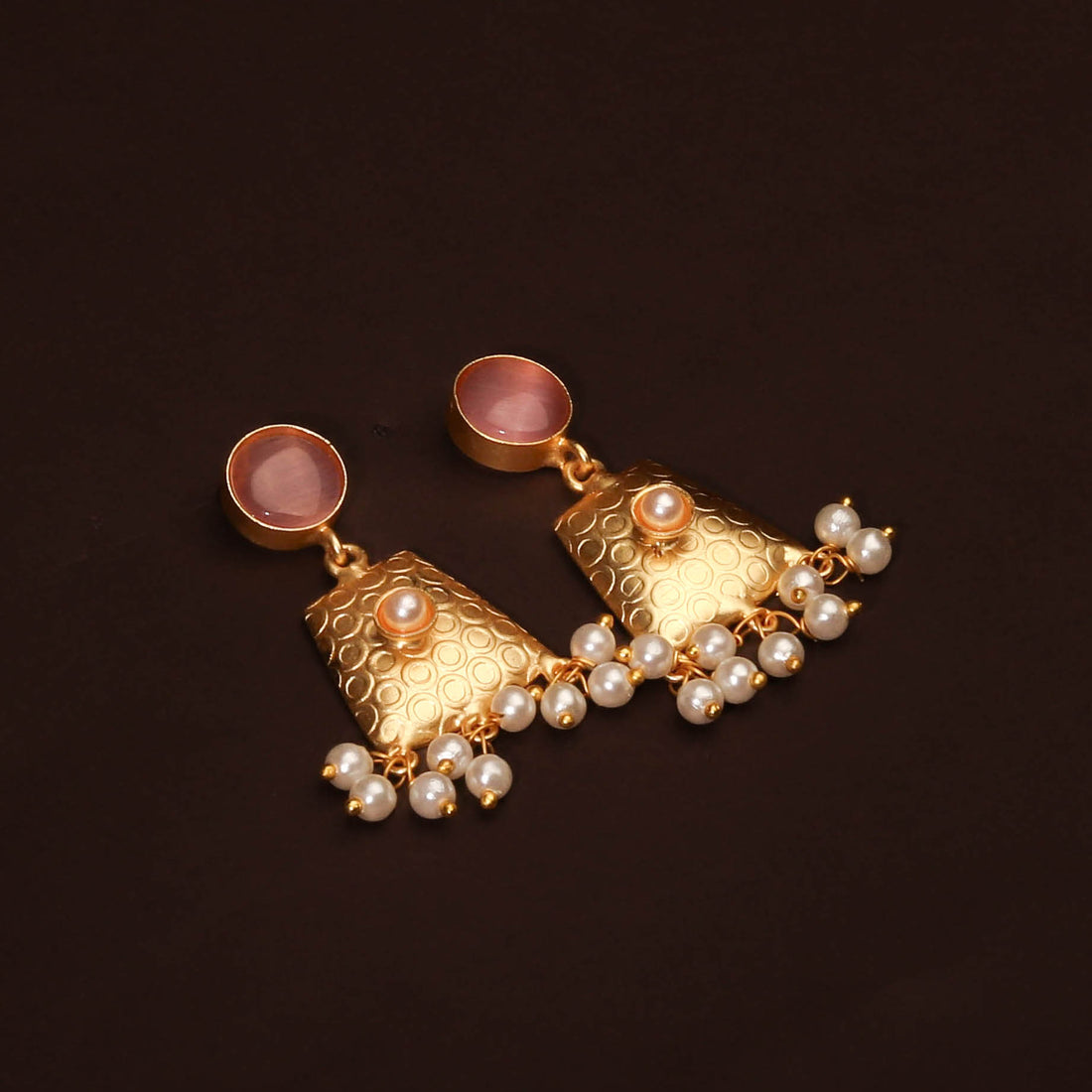 Traditional Pink Monalisa Stone Studded With Pearl Earring For Women