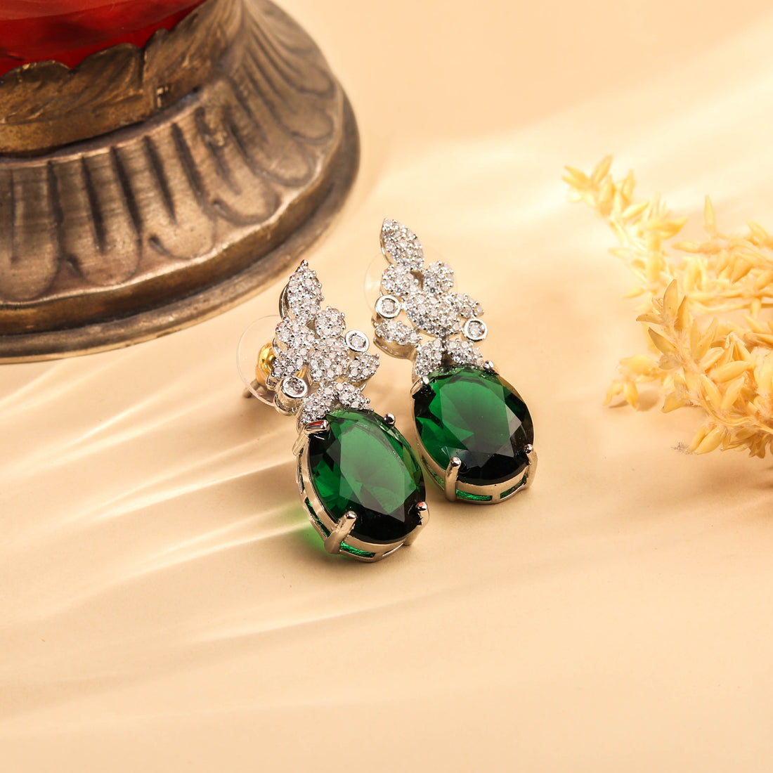 Shining Rhodium Plated Emerald Green Zircon Earrings For Women