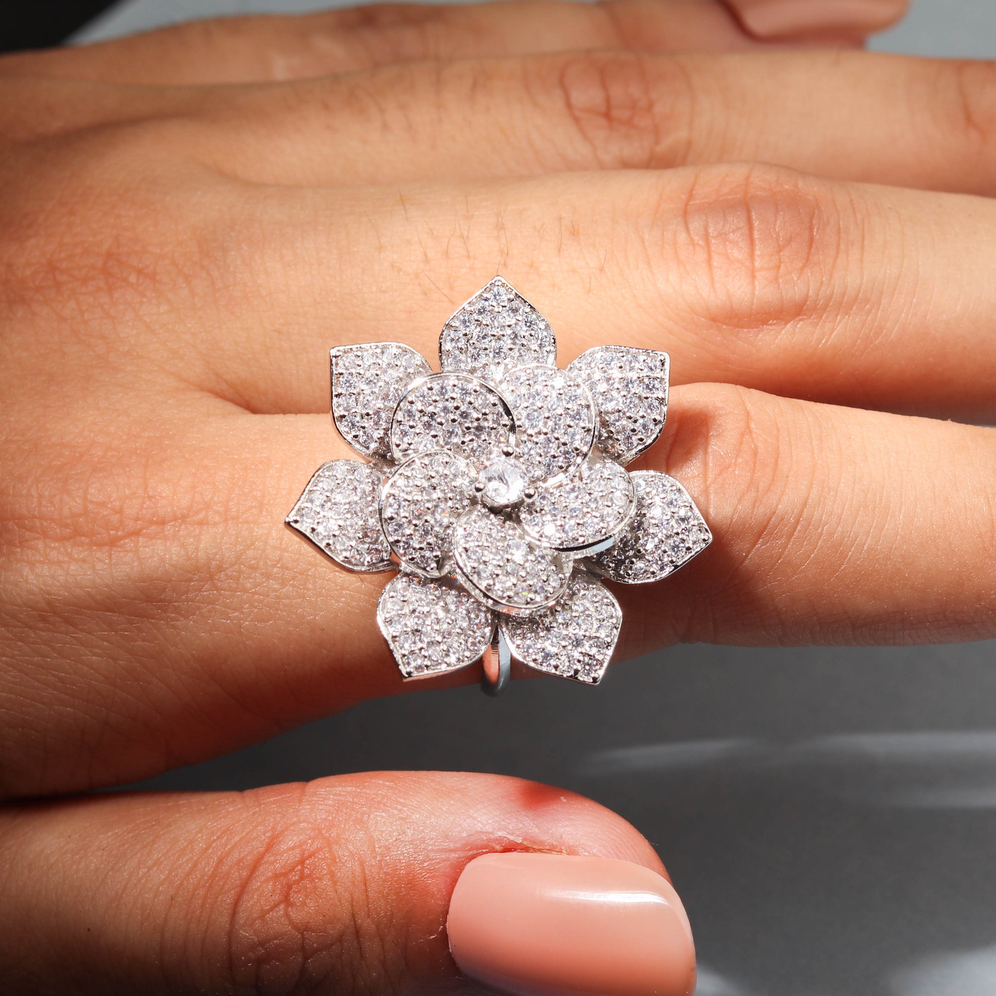 Elegant Flower Shaped Finger Ring With Cz Stones For Women - Free Size