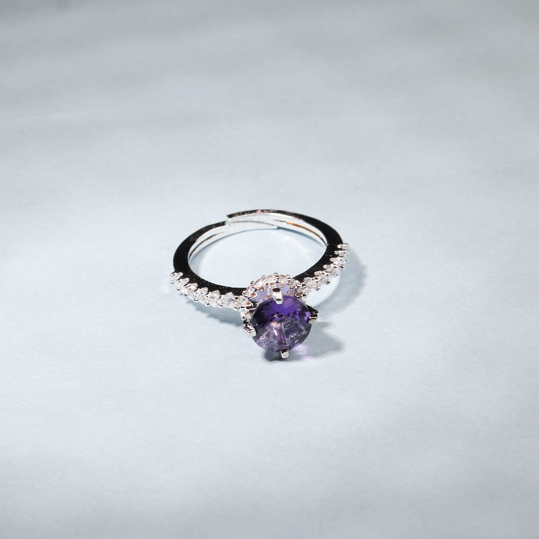 Luxurious Purple Cz Stone Solitaire FInger Ring For Women - Free Size