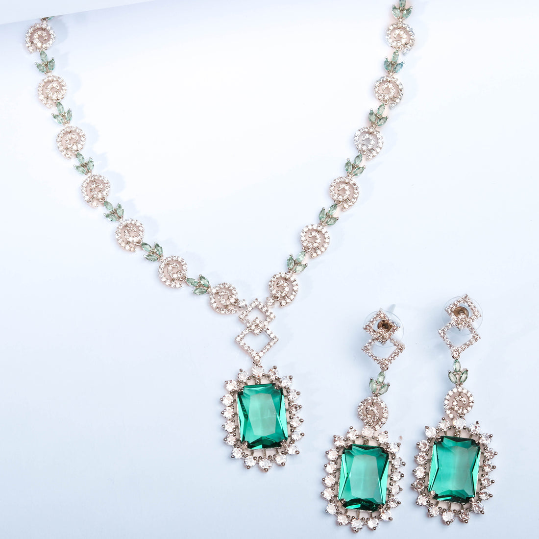 Rhodium Plated Luxurious Aqua Zircon Necklace Set With Earrings For Women