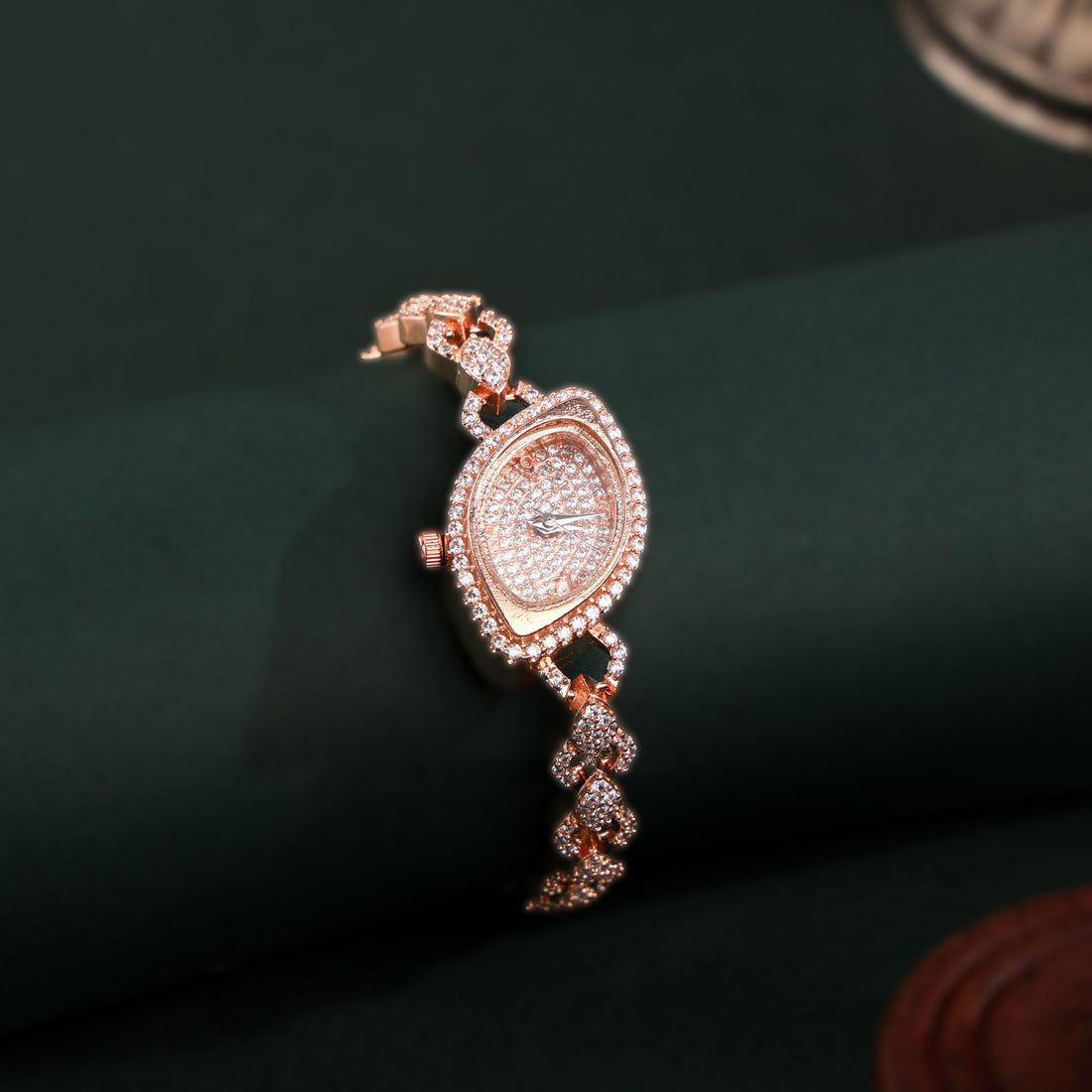 Rose Gold Plated Luxury Women Watch With Cubic Zirconia Elegance