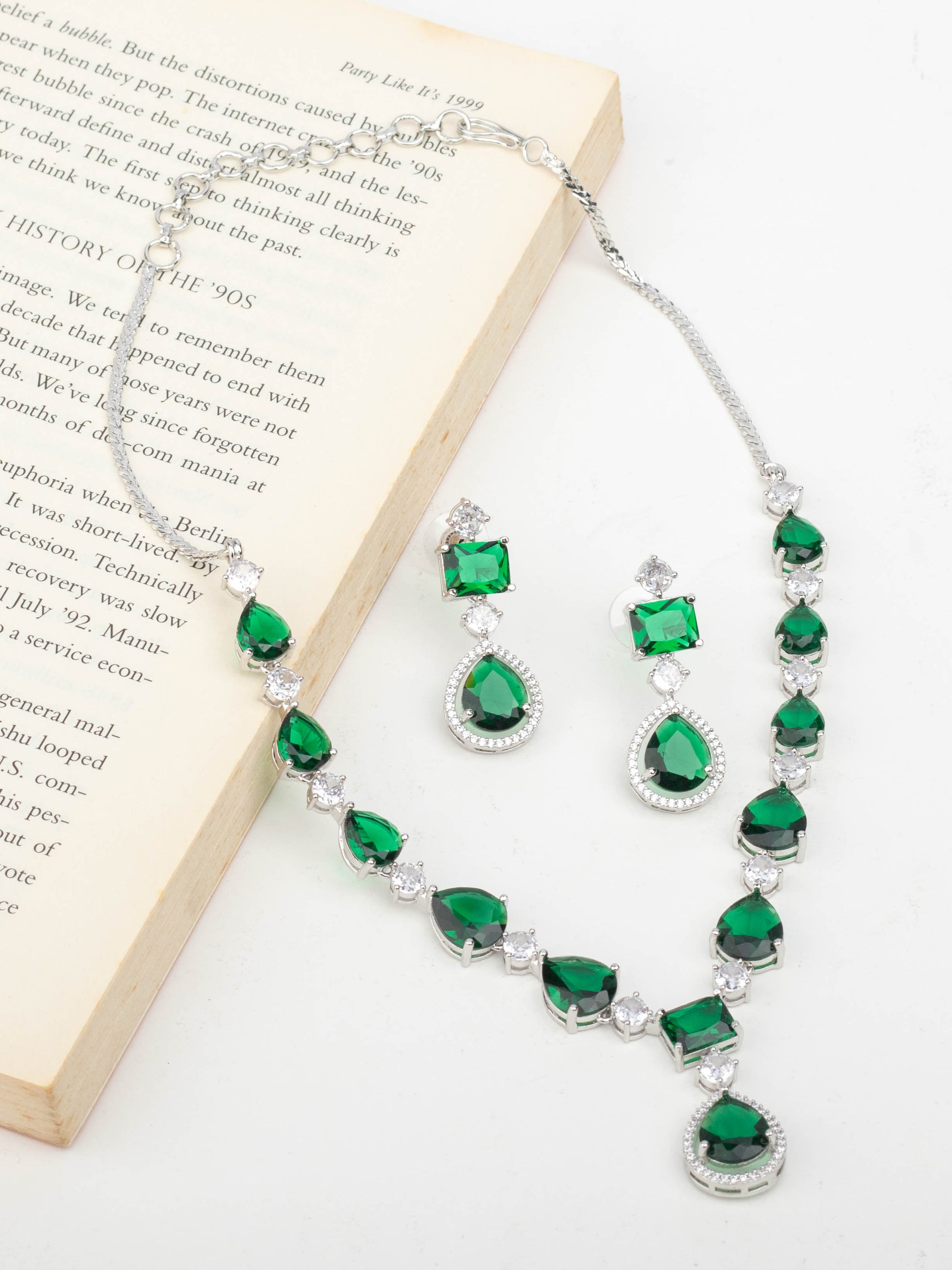 Elegant Emerald Zircon Necklace Set From House of Anantara For a Special Charm