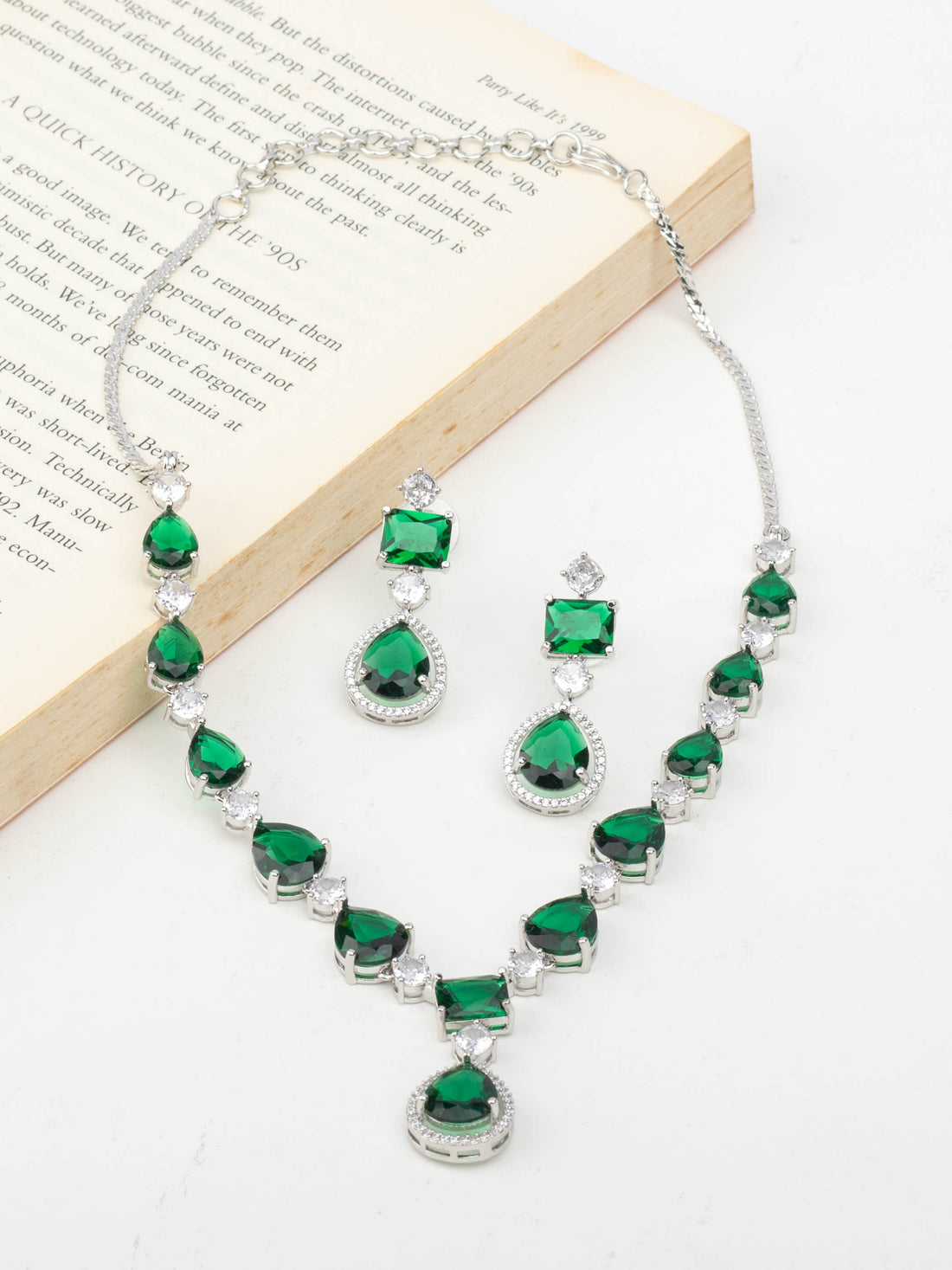 Elegant Emerald Zircon Necklace Set From House of Anantara For a Special Charm